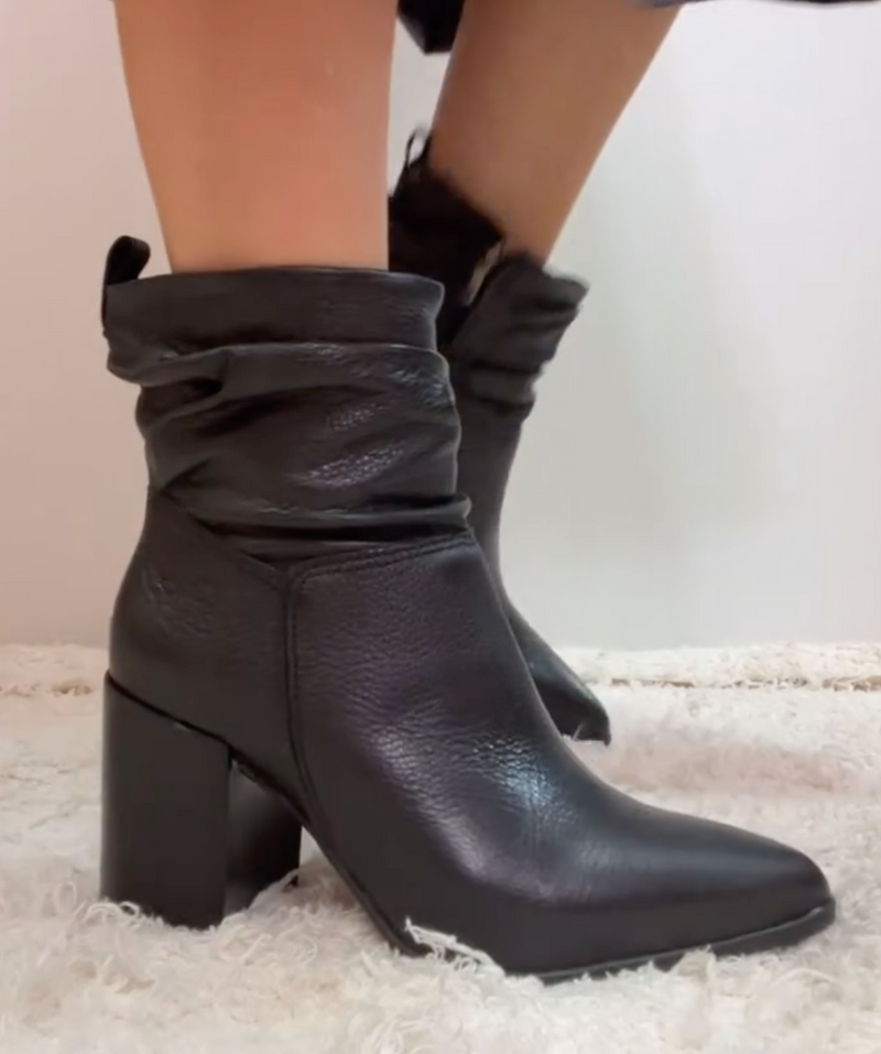 Bota Cano Baixo Couro Legítimo