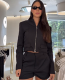 Jaqueta Charllot– Alfaiataria Cropped com Zíper