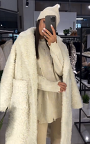 Casaco Feminino Alina Pelúcia Off-White