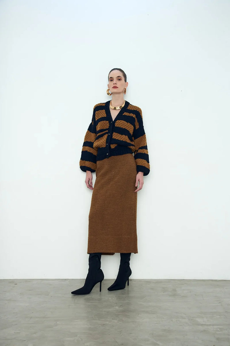 Casaco Bicolor em Tricot com Botões Frontais