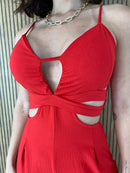 Macacão Feminino com Bojo Alça Regulável com Aberturas Vermelho