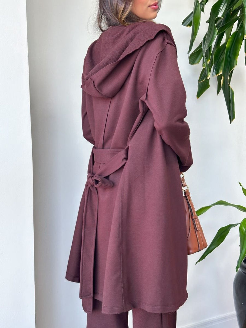 Conjunto Calça + blusa + trench coat