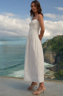 Vestido Longo Branco em Laise
