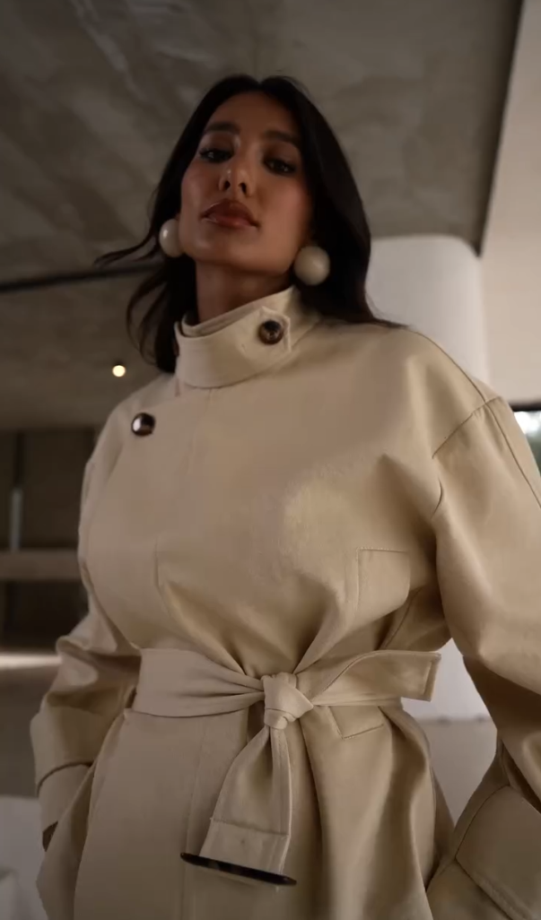 Conjunto Alfaiataria Bege com botões maxi