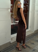 Vestido Midi com Recorte Lateral