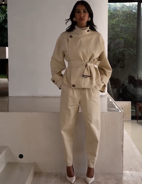 Conjunto Alfaiataria Bege com botões maxi