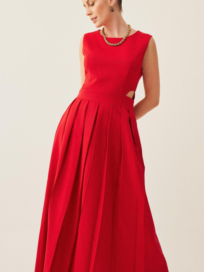 Vestido Midi Jessica em Alfaiataria com Recortes Laterais e Pregas Frontais